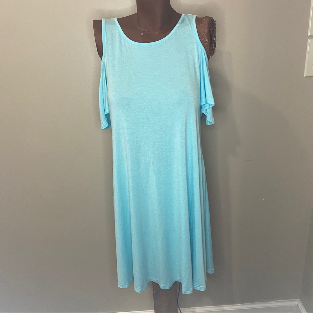 Women’s blue dress w/cut out sleeves, size medium
